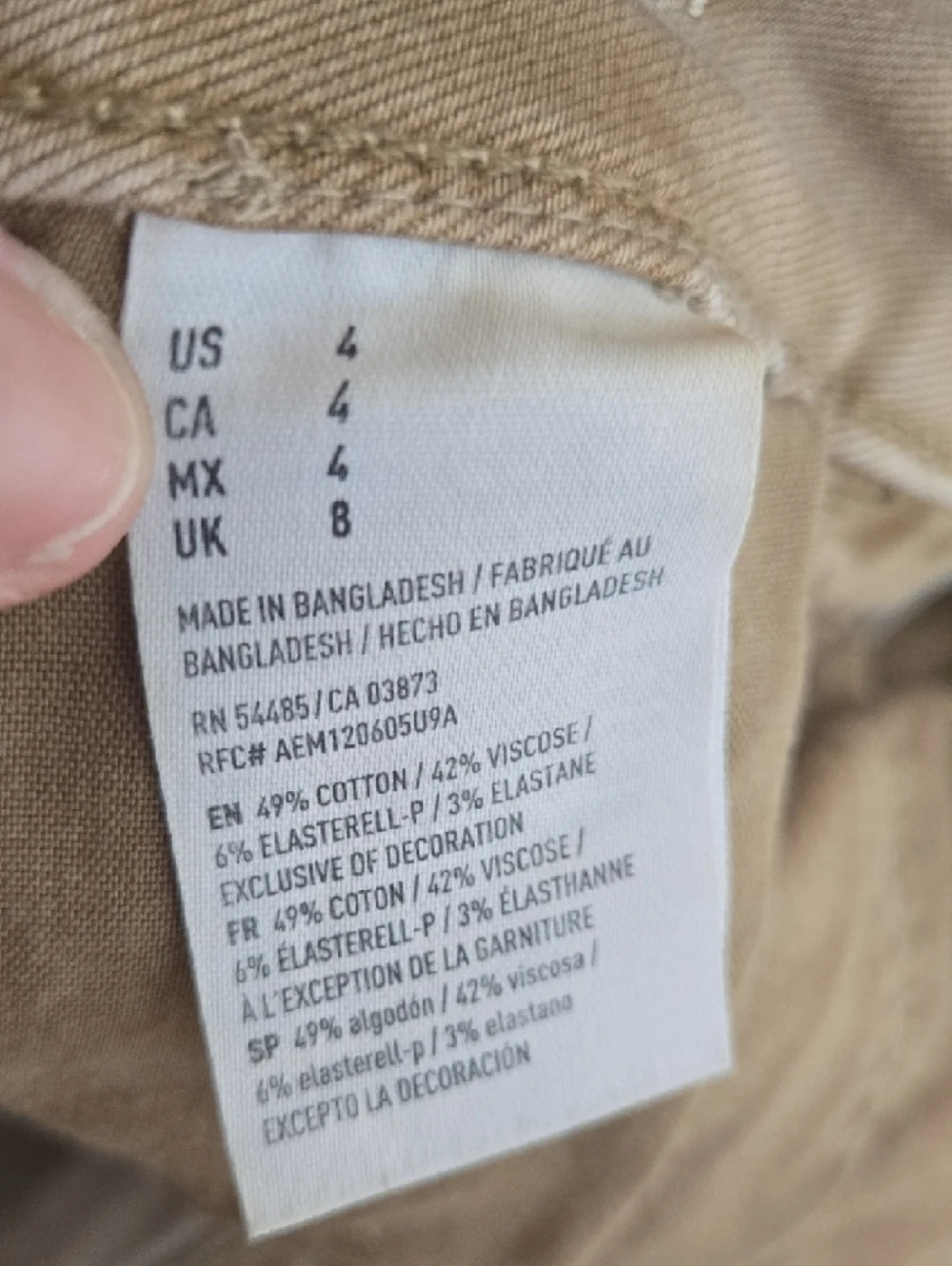 American Eagle Outfitters Tan Midi Jean Shorts Size 4 - Picture 6 of 6